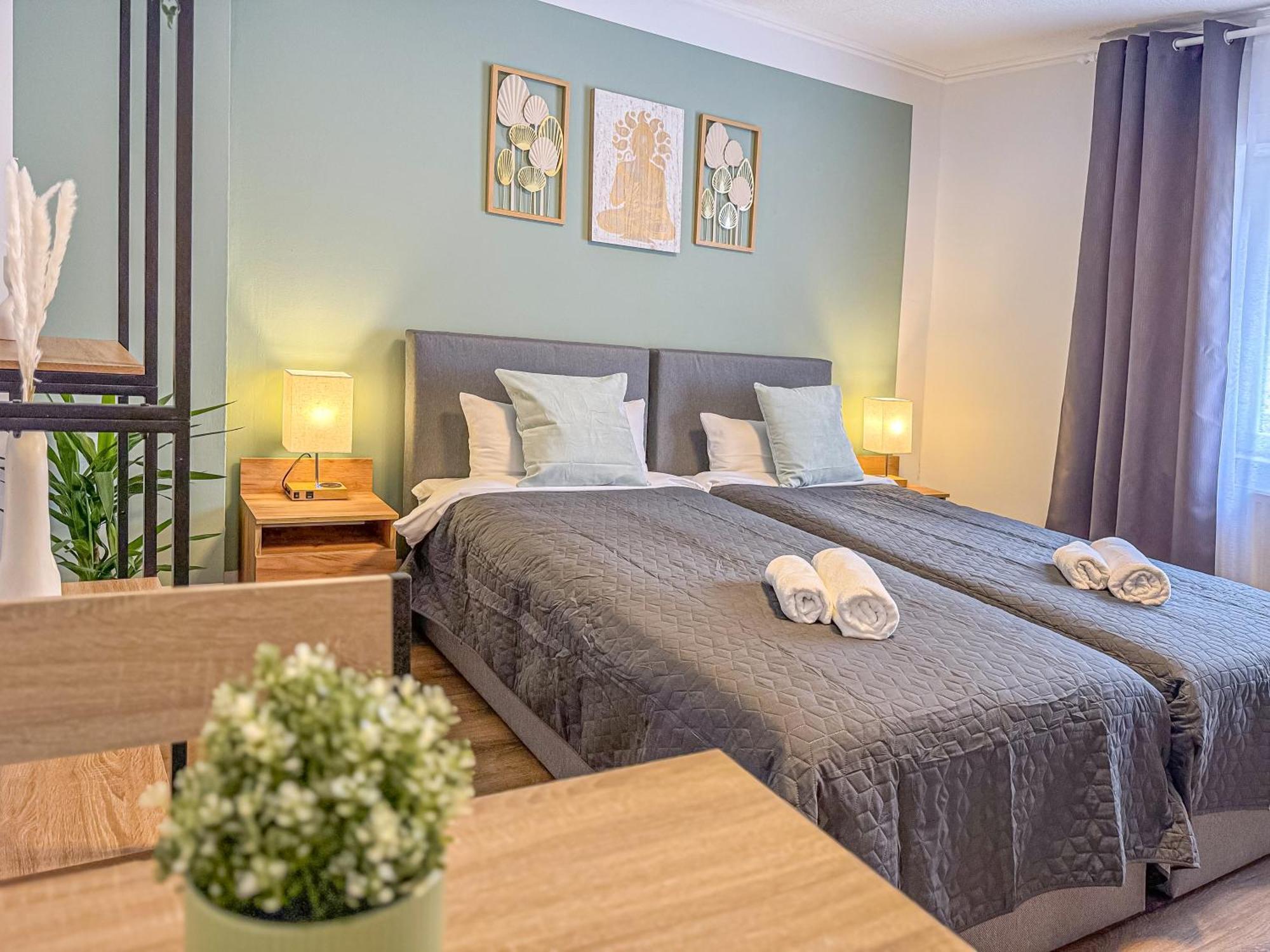 Immostay M#4 Ferien- Apartment, Wifi & Parken, Boxspring-betten Bremen